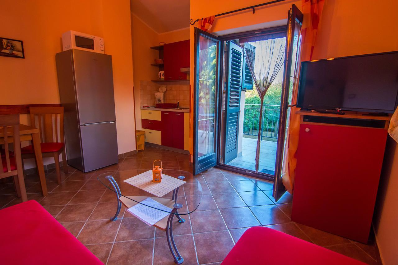 Apartments Angela 1711 Rakalj Extérieur photo